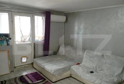 Apartament cu 2 camere semidecomandat în Micro 4 - 2