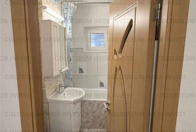 Apartament cu 2 camere decomandat în Tractorul - 5