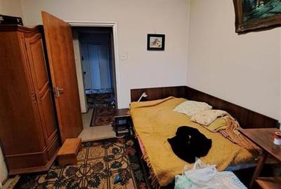 Apartament cu 3 camere semidecomandat în Dristor - 2