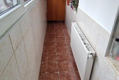 Apartament cu 3 camere decomandat în Apărătorii Patriei - 11