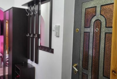 Apartament cu 3 camere semidecomandat în Central - 2