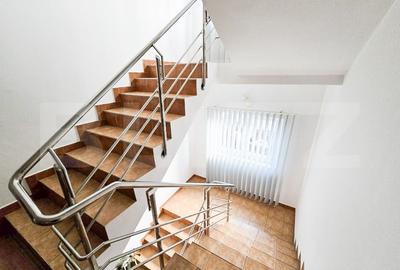 Oportunitate de investitie! Casa de vanzare, cu 8 camere, 382 mp, zona Gruia - 7