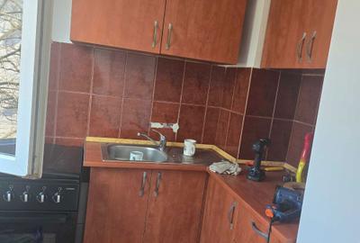 Apartament cu 2 camere nedecomandat în Central