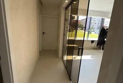 Spa?iu de 22 mp cu baie proprie, disponibil in incinta Celebrity by Bianca Roman - 2