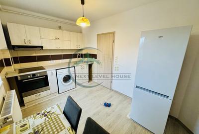 Apartament cu 2 camere decomandat, mobilat în Tractorul - 7