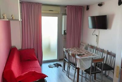 Apartament cu 2 camere decomandat în E3 - 5