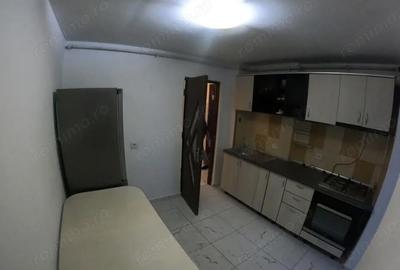 Apartament cu 3 camere decomandat, mobilat în Central - 11