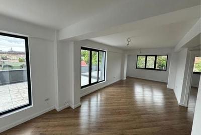 Apartament cu 2 camere decomandat în Smârdan - 3