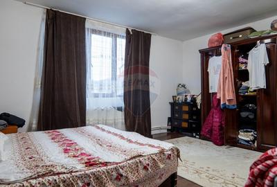 Casă cu 4 camere cu Teren 299 Mp în Periferie - 9
