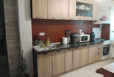 Apartament cu 2 camere decomandat în Florești - 9