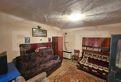 Casă cu 4 camere cu Teren 1000 Mp în Sâncel - 2