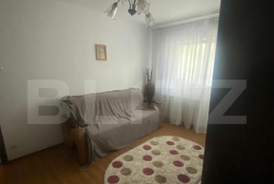 Apartament de inchiriat, cu 2 camere, 45 mp, zona Micro 9 - 6