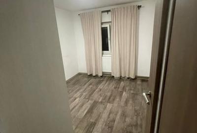 Apartament cu 3 camere decomandat, mobilat în Micro 3 - 7