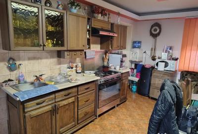 Casă cu 7 camere cu Teren 627 Mp în Jucu - 13