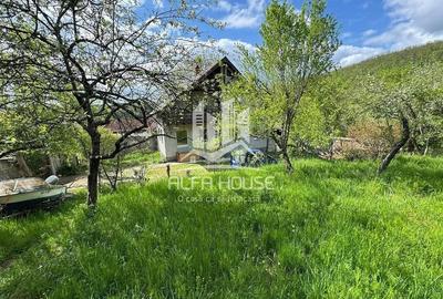 Casă cu 3 camere cu Teren 500 Mp în Stăvila - 1