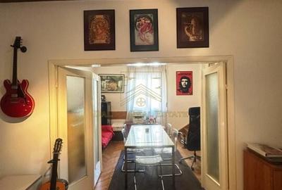 Vanzare - 3 camere  Str. Pasului - colt cu Armeneasca - 22