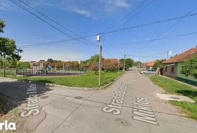 Teren de 672 mp, în Central