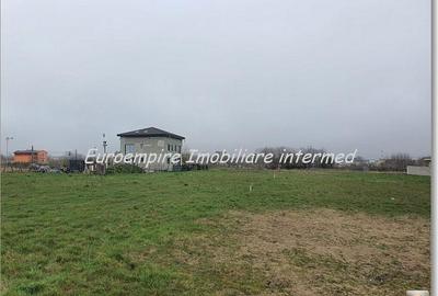 Teren de 2000 mp, în Km 5 - 1