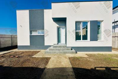 Casa Individuala  Parter - 3 Camere - 2 Bai - 2