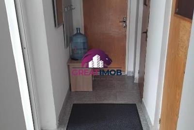 Apartament cu 3 camere decomandat în Vitan - 2