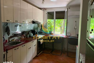 Apartament cu 3 camere decomandat în Berceni