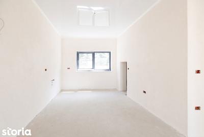 Casă cu 4 camere cu Teren 950 Mp în Central - 2