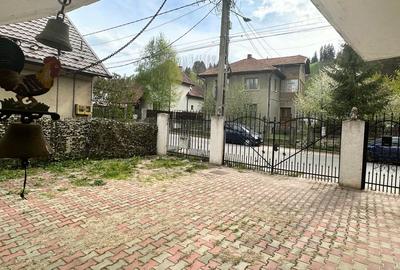 Vânzare casă Individuală 12 Camere la 5 minute de Castelul Bran Vânzare casă Individuală 12 Camere la 5 minute de Castelul Bran - 2