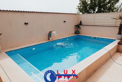 Casă cu 7 camere cu Piscina în Central