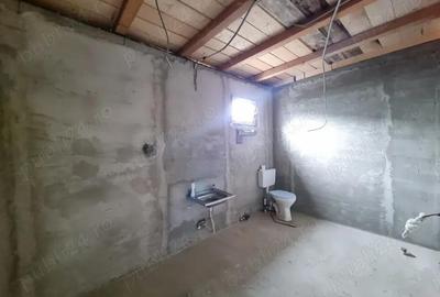 Casă cu 2 camere cu Canalizare în Vânători - 3