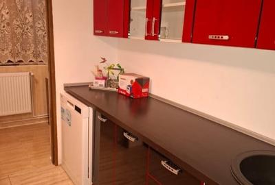 NĂVODARI-ERAJ 4 CU POD-CENTRAL-APARTAMENT 2 CAMERE- RENOVAT -MOBILAT - 6