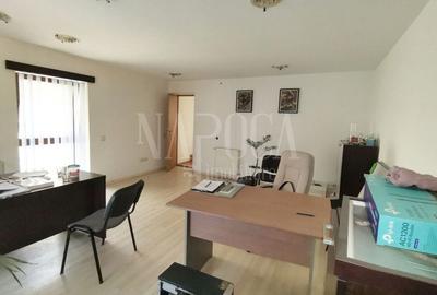 Spațiu comercial, de 72 mp, în Central - 2