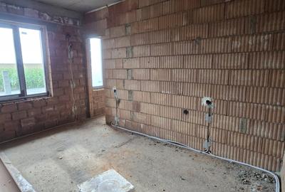Casă individuală cu 4 camere cu Teren 512 Mp în Sânpetru - 7