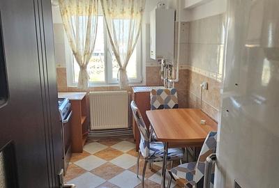 Apartament cu 2 camere decomandat în 9 Mai - 2