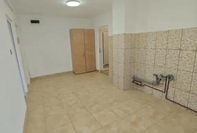 Apartament cu 3 camere decomandat în Central - 9