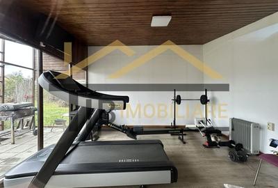 Casa de 4 camere, 200mp, parcari, Zona Unirii - 26