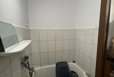 Garsoniera de vanzare - 24.94 mp - Zona Craiovita Noua - mobilata - 4