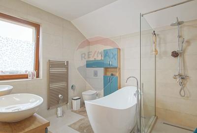 Casă individuală cu 5 camere cu Garaj în Stupini - 20