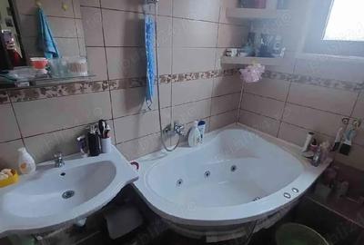 Casă cu Teren 30 Mp în Central - 7
