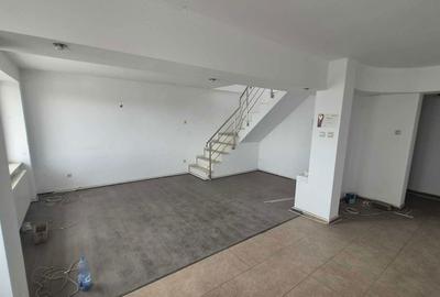 Apartament cu 4 camere decomandat în Popoveni - 5