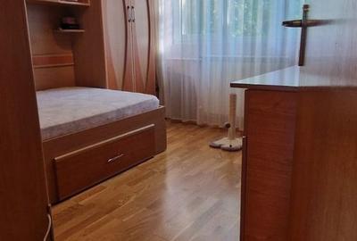 Apartament cu 3 camere decomandat, mobilat în Brâncoveanu - 11