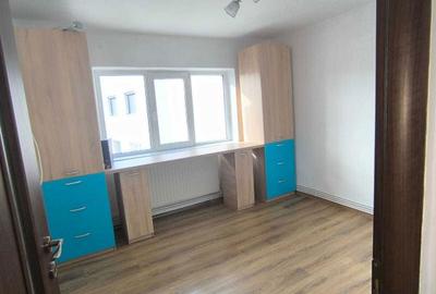 Apartament cu 2 camere decomandat în Central - 3