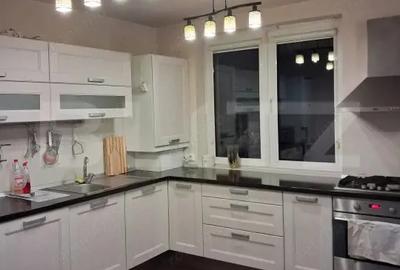 Casa spa?ioasa de inchiriat, 250 mp utili, vedere spre padure Cartier Green Park - 2