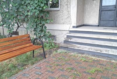 Apartament cu 3 camere decomandat în Roznov - 8