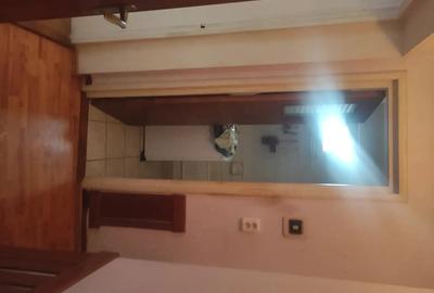 Apartament cu 3 camere decomandat în Central - 9