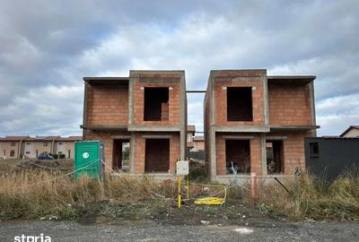 Casă cu 5 camere cu Teren 300 Mp în Săcălaz - 2