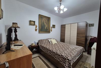 Casă individuală cu 2 camere cu Canalizare în Central - 4