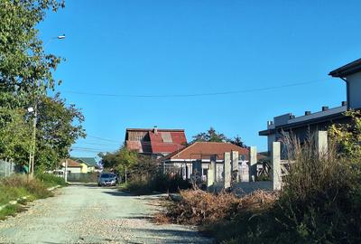 Teren de vanzare in Lazu, Centru - 950 mp - 1