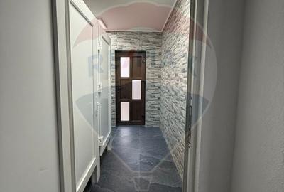 Spatiu comercial de inchiriat Com.Podari - 2