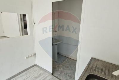 Spațiu comercial, de 56 mp, în Orizont - 8