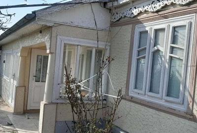 Casă cu 4 camere cu Teren 1934 Mp în Piscu - 1